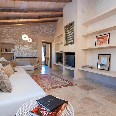 Casa De Piedra * Viladellops