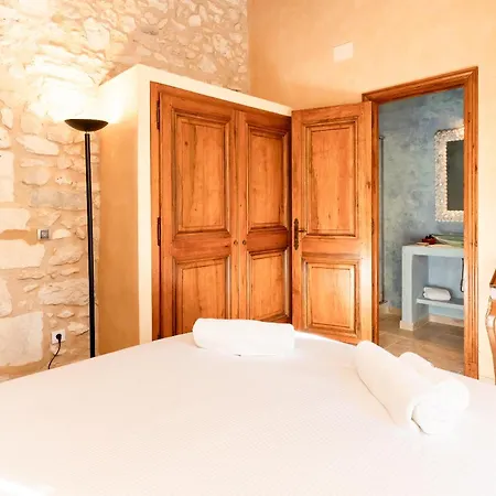 Casa De Piedra * Viladellops