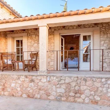 Casa De Piedra Nyaraló